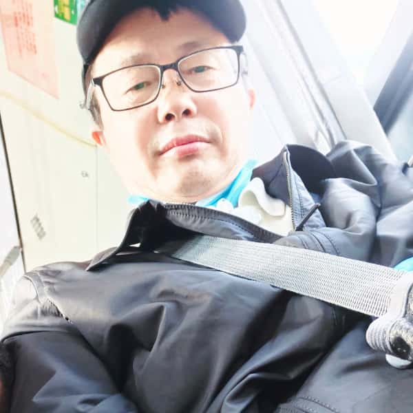 上海56岁单身帅哥真诚找对象-宜昌征婚相亲网